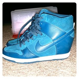 Women’s Nike Dunk Sky-Hi
